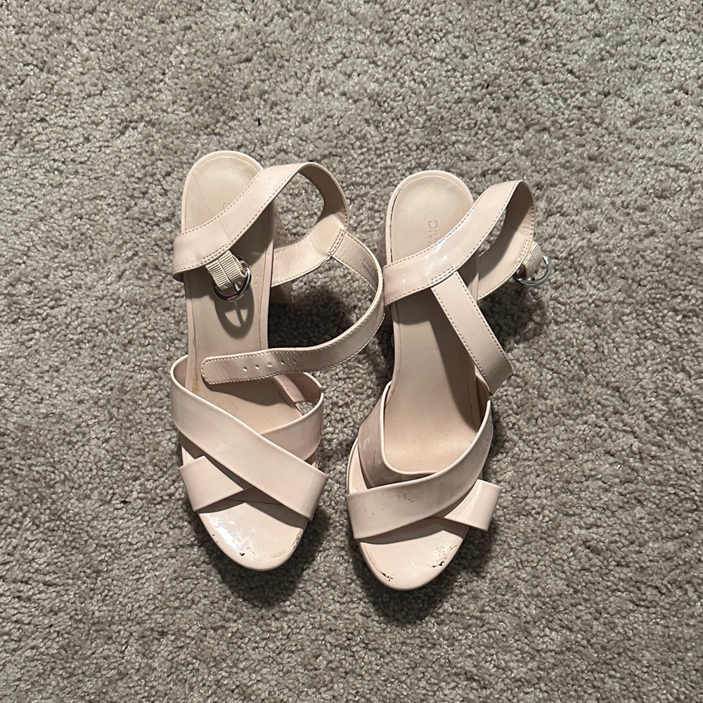 Divided Cream Strappy Sandals
